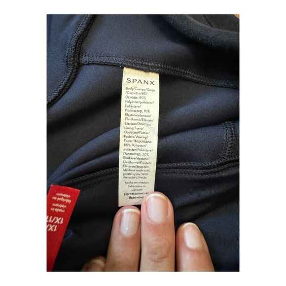 SPANX | Faux Suede Leggings in Classic Navy, Size 1X - Picture 6 of 10